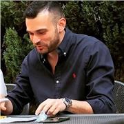 Dottore di ricerca presso l'università di Bologna offre ripetizioni in storia e diritto